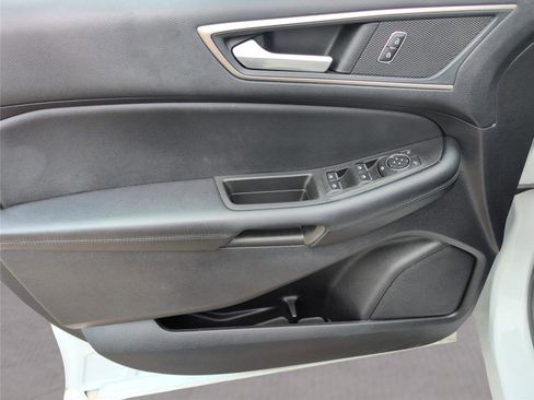 Used 2022 Ford Edge SEL image 31