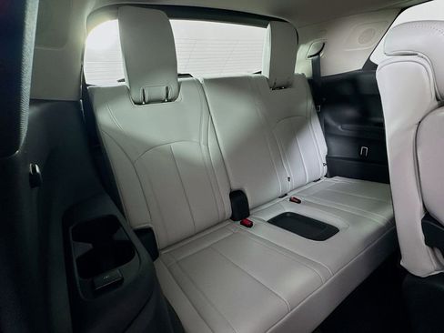 New 2026 INFINITI QX60 Luxe image 34