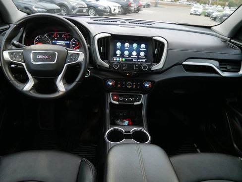 Used 2022 GMC Terrain SLT w/ Infotainment Package II image 13