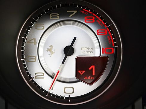 Certified 2022 Ferrari Portofino M RWD image 32