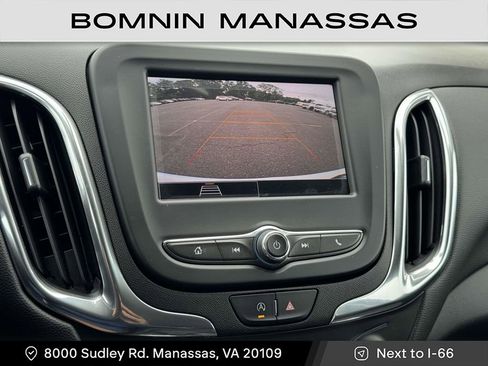 Used 2023 Chevrolet Equinox LT image 17