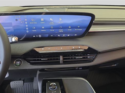 New 2026 Buick Enclave Sport Touring w/ Power Package image 21