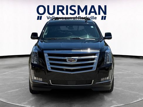 Used 2017 Cadillac Escalade Luxury AWD/4WD image 8