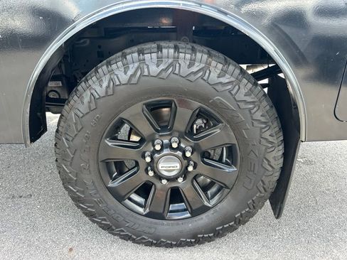 Used 2024 Ford F250 XL w/ XL Chrome Package AWD/4WD image 14