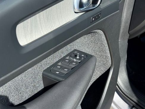 New 2026 Volvo XC40 B5 Plus w/ Protection Package Premier image 17