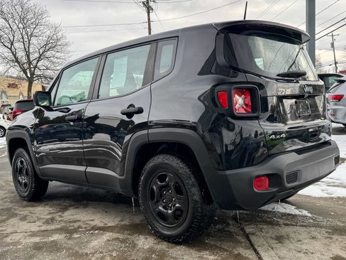 Used 2018 Jeep Renegade Sport w/ Power & Air Group image 5