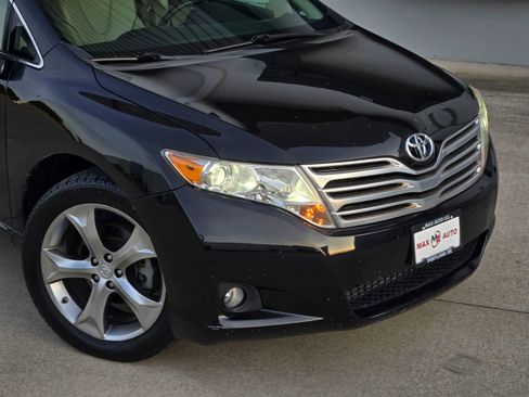 Used 2011 Toyota Venza AWD w/ Premium Pkg #2 image 40