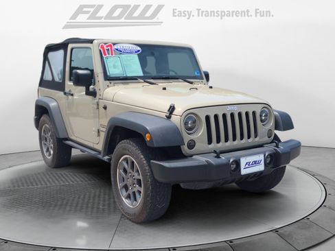 Used 2017 Jeep Wrangler Sport w/ Connectivity Group AWD/4WD image 1