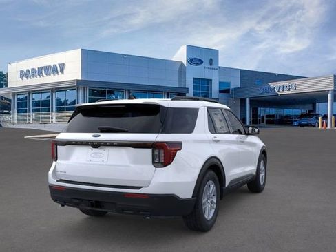 New 2026 Ford Explorer Active image 8