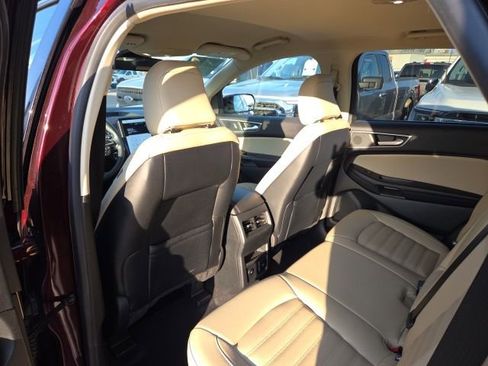 Used 2023 Ford Edge SEL w/ Convenience Package image 15