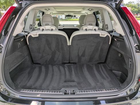 Certified 2022 Volvo XC90 T6 Inscription w/ Advanced Package image 13