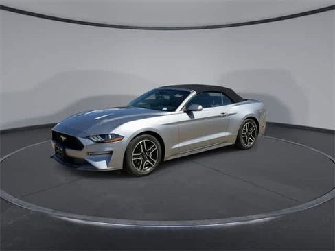 Used 2022 Ford Mustang Premium image 4
