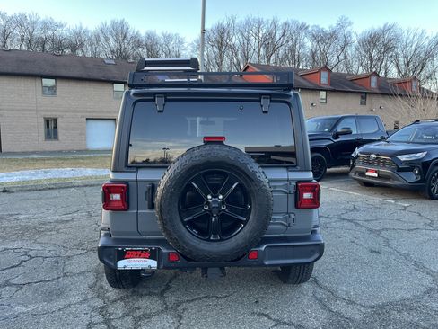 Used 2021 Jeep Wrangler Unlimited Sport image 7