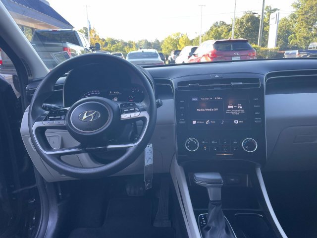 Used 2023 Hyundai Tucson SE FWD image 11