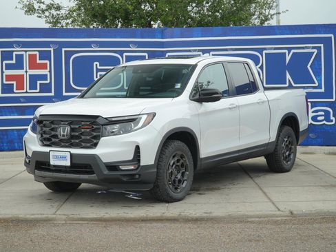 New 2026 Honda Ridgeline TrailSport image 1
