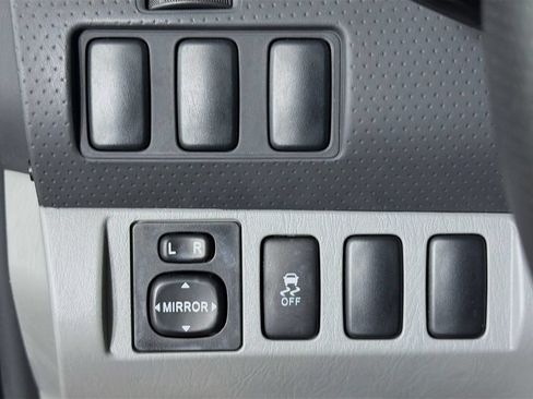 Used 2013 Toyota Tacoma PreRunner w/ Convenience Pkg RWD image 15