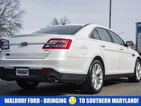 Used 2013 Ford Taurus SEL image 4