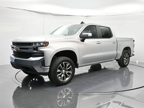 Used 2020 Chevrolet Silverado 1500 LT image 1