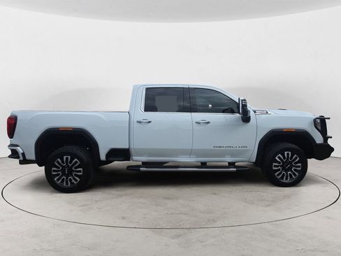 Used 2020 GMC Sierra 3500 Denali w/ Denali Ultimate Package AWD/4WD image 6