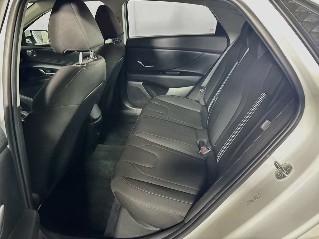Used 2024 Hyundai Elantra SEL FWD image 20