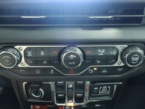 New 2026 Jeep Gladiator Sport AWD/4WD image 41