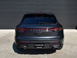 Used 2025 Porsche Macan image 5