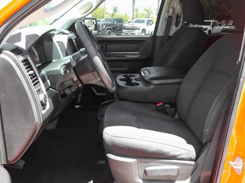 Used 2019 RAM 1500 Express w/ Express Value Package RWD image 21