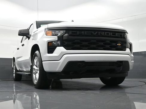 Used 2024 Chevrolet Silverado 1500 Custom image 30