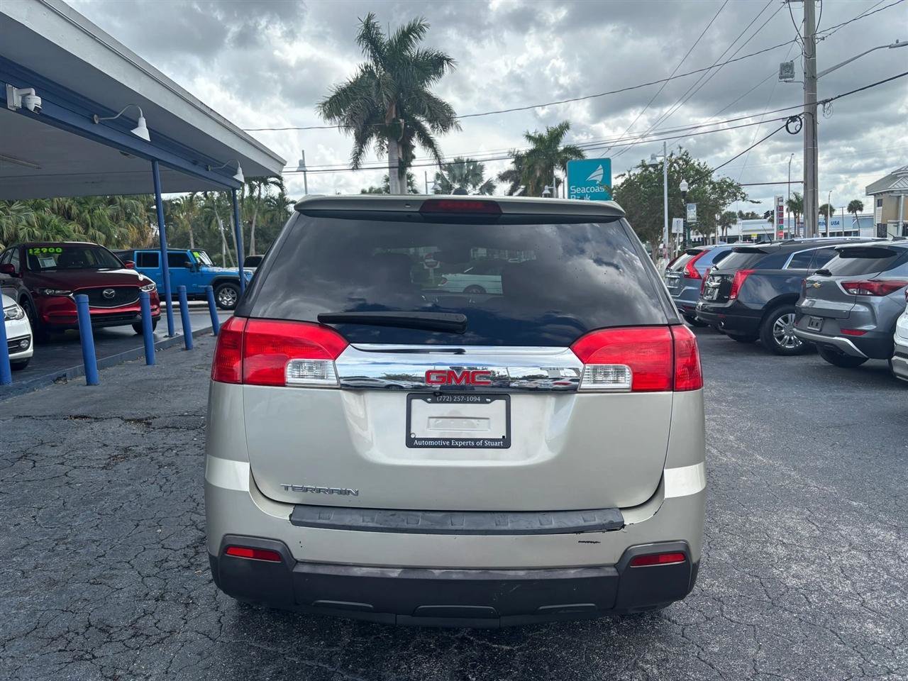 Used 2015 GMC Terrain SLE FWD image 4