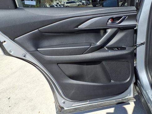 Used 2023 MAZDA CX-9 Touring image 16