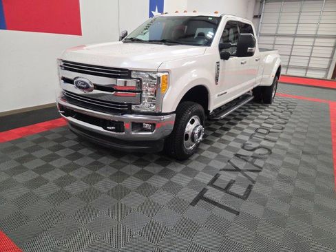 Used 2017 Ford F350 Lariat w/ Chrome Package AWD/4WD image 3