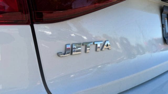 Used 2017 Volkswagen Jetta S FWD image 9