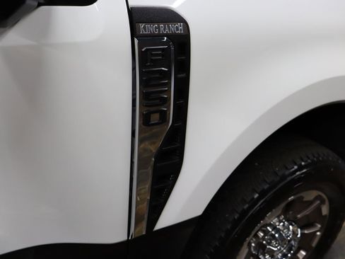 Used 2025 Ford F250 King Ranch image 9
