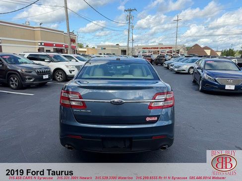 Used 2019 Ford Taurus SE FWD image 6