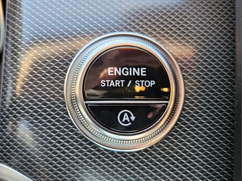 New 2026 Mercedes-Benz GLC 300 image 32