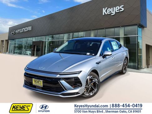 Certified 2025 Hyundai Sonata SEL image 1