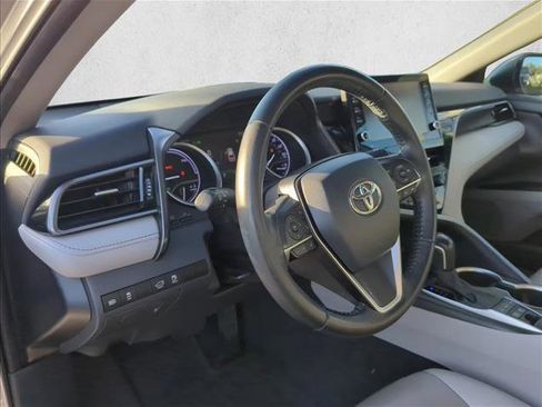 Certified 2022 Toyota Camry XLE FWD image 11