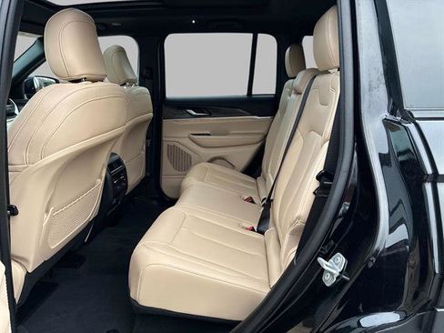 Certified 2023 Jeep Grand Cherokee Limited image 14