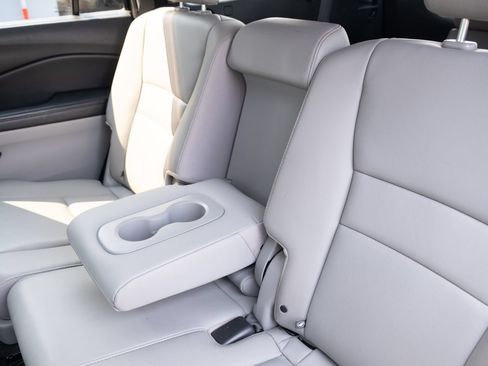 Used 2017 Honda Pilot EX-L image 16