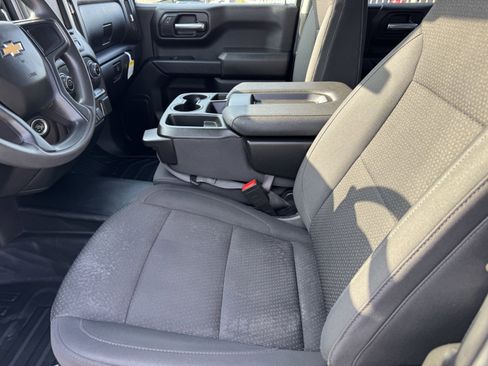 Certified 2025 Chevrolet Silverado 1500 W/T w/ WT Value Package image 14