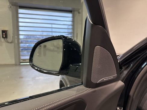 Used 2025 BMW X5 xDrive40i w/ M Sport Package image 19