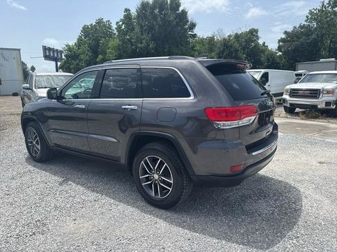 Used 2018 Jeep Grand Cherokee Limited RWD image 2