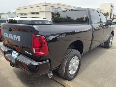 New 2025 RAM 2500 Big Horn image 7