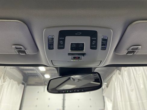 Used 2025 Toyota Sienna XLE w/ XLE Plus Package AWD/4WD image 43