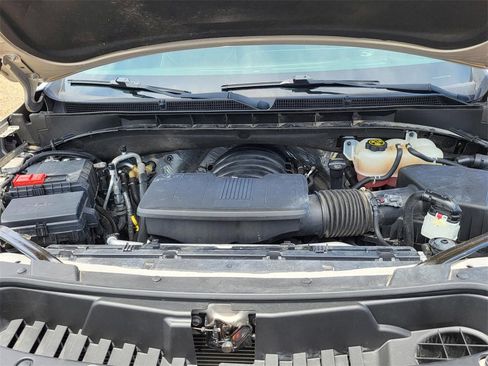 Used 2023 Cadillac Escalade Premium Luxury image 34