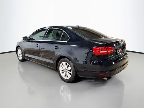 Used 2015 Volkswagen Jetta SE image 9