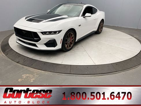 Used 2024 Ford Mustang GT Premium RWD image 1