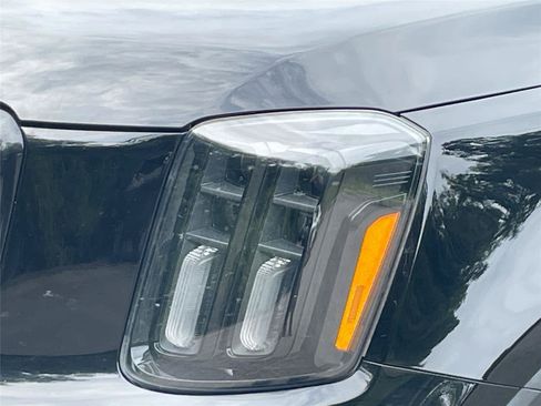 Used 2024 Kia Telluride SX X-Pro AWD/4WD image 9