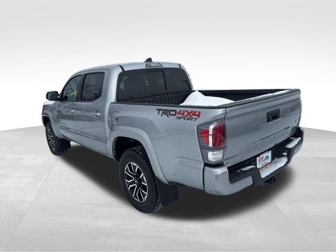 Used 2023 Toyota Tacoma TRD Sport image 3
