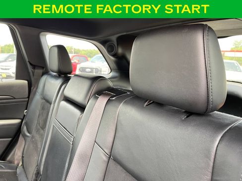 Used 2021 Jeep Grand Cherokee Laredo X AWD/4WD image 13